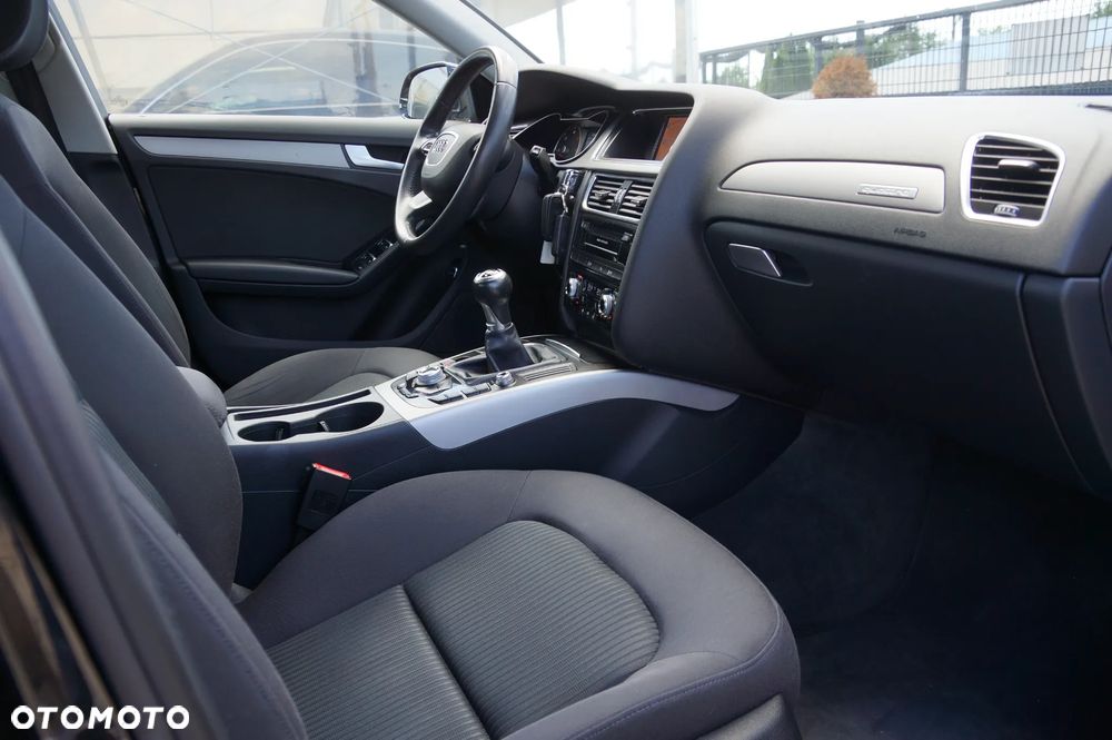 Audi A4 Limousine 2.0 TDI DPF quattro Attraction - 25