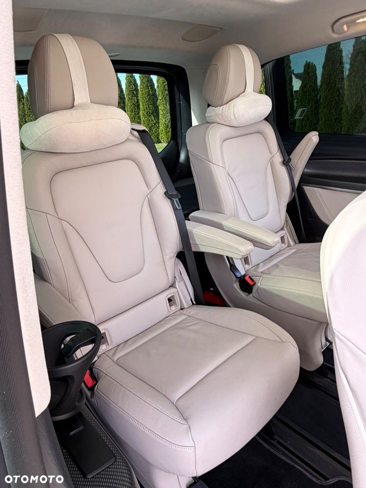 Mercedes-Benz Klasa V 300 d 4-Matic 9G-Tronic Exclusive (długi) - 15