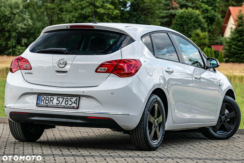 Opel Astra 1.6 Style - 8