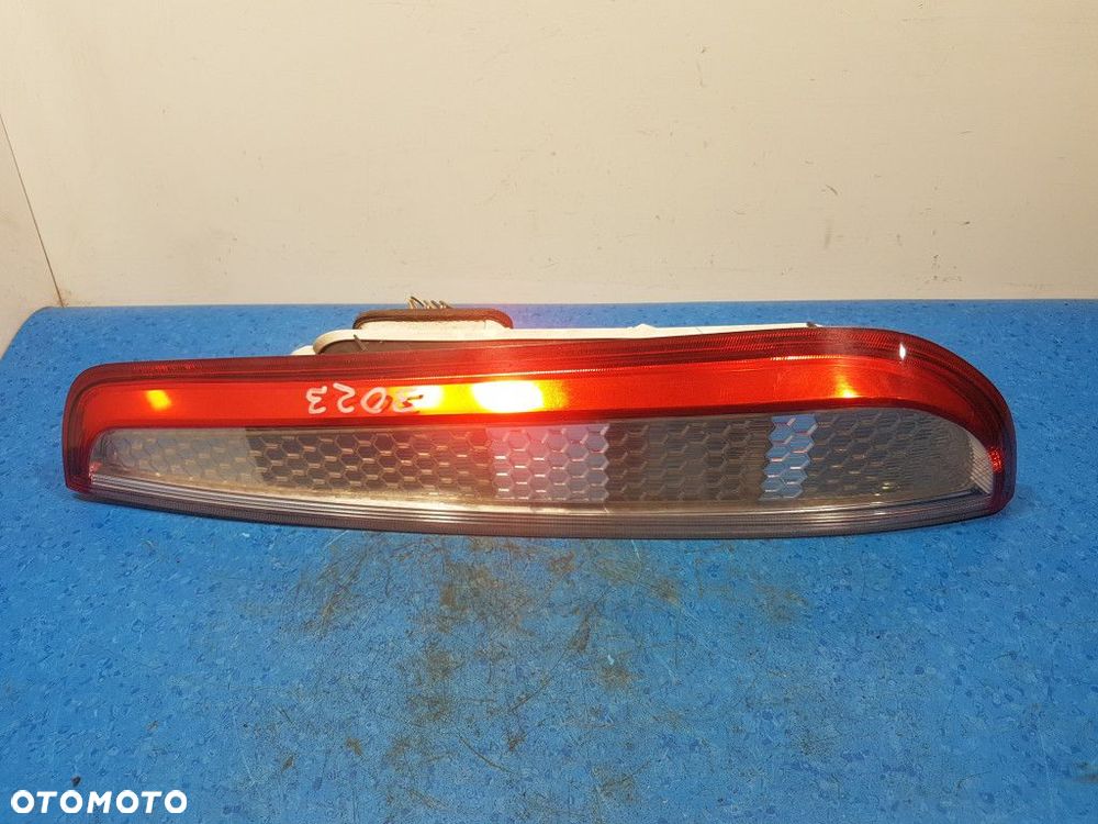 FORD FOCUS MK2 LAMPA TYŁ PRAWA ZEWNĘTRZNA 8M5113404C - 1