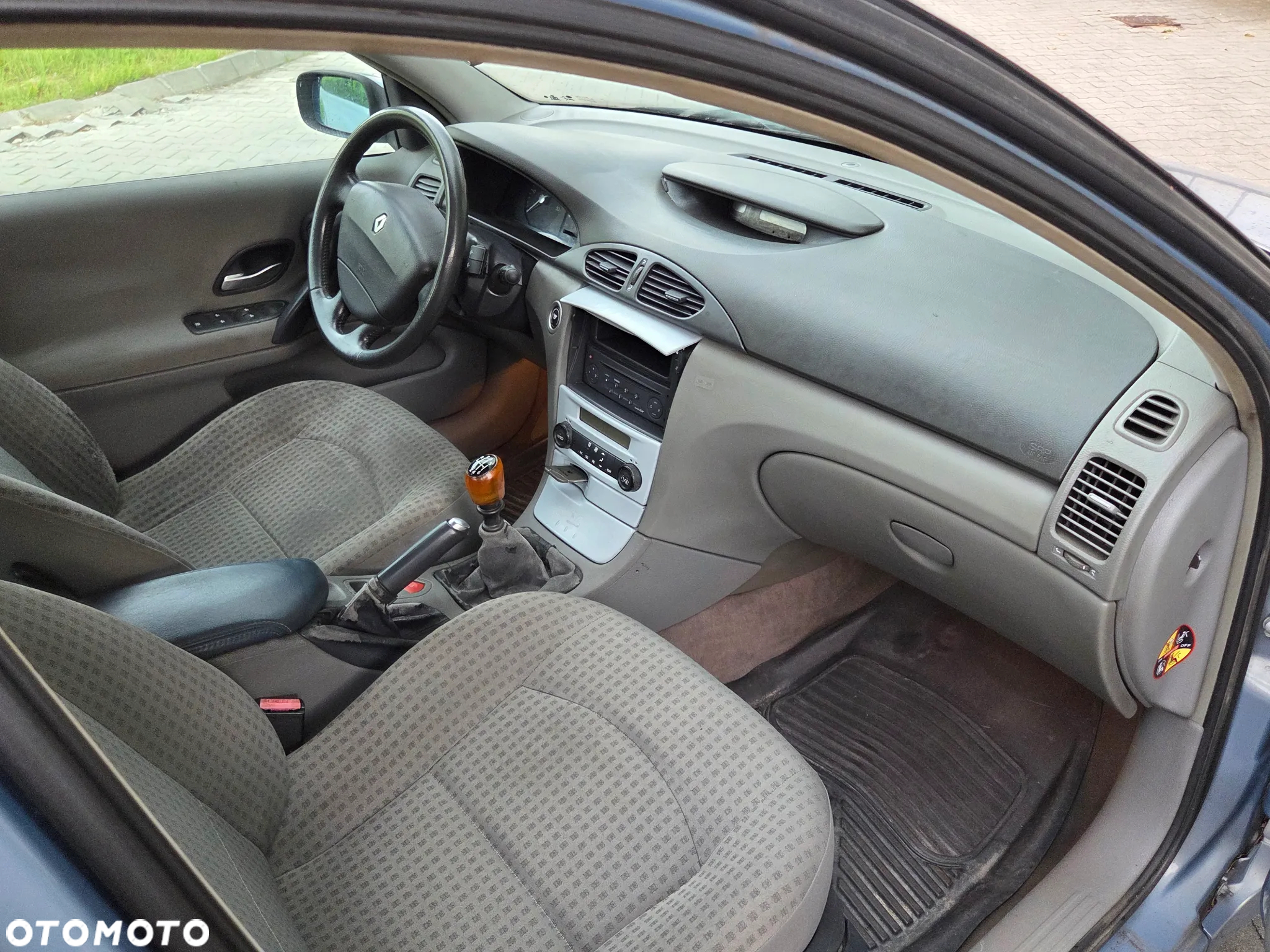 Renault Laguna 1.9 dCi Expression - 8