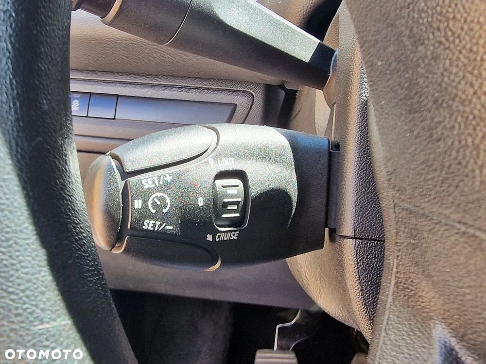 Peugeot 208 82 VTI Active - 13
