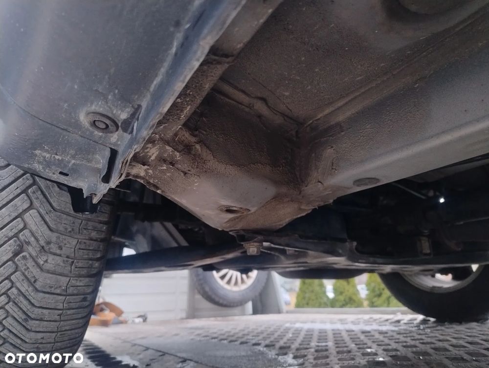 Toyota RAV4 4x4 Executive - 27