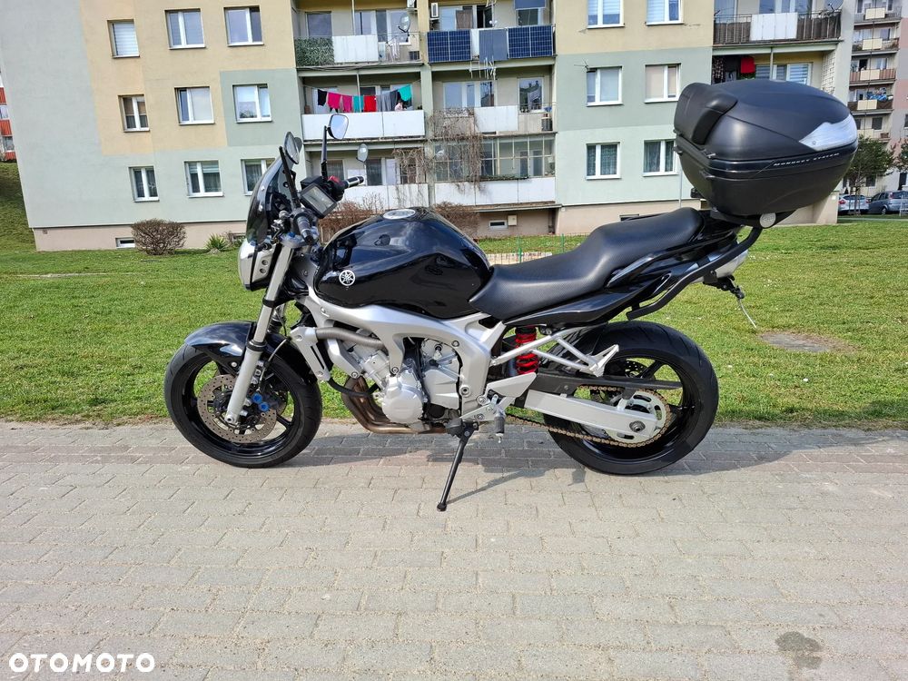 Yamaha FZ6 - 6