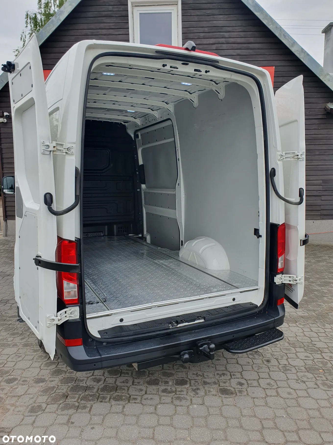 Volkswagen CRAFTER - 9