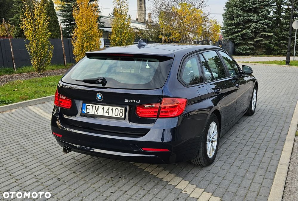 BMW Seria 3 318d Touring - 5
