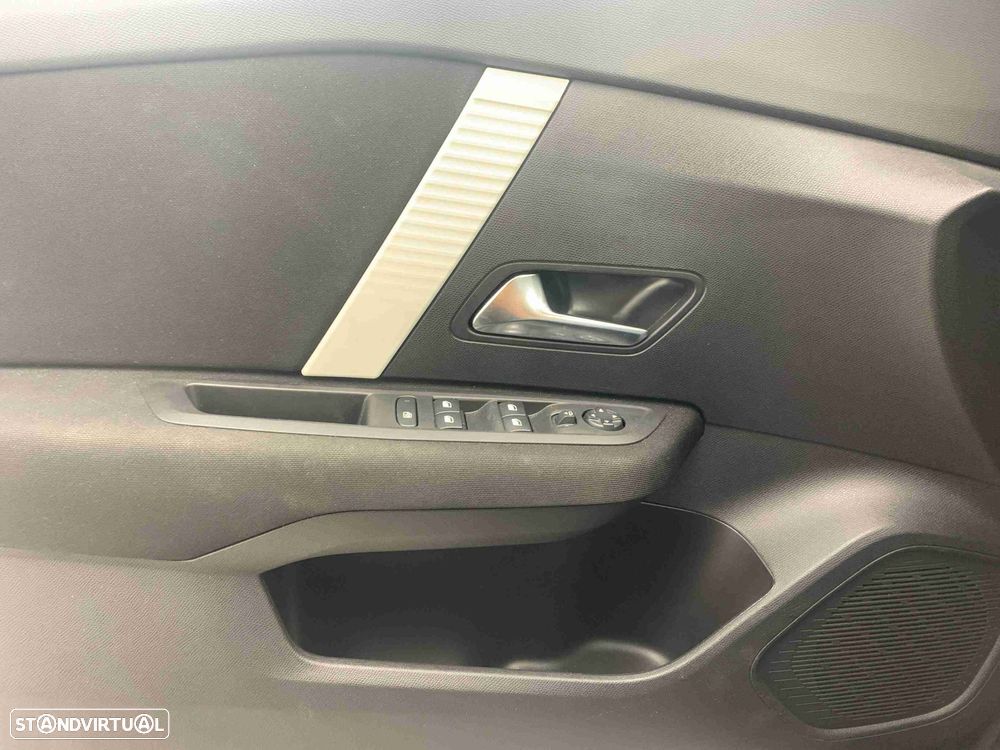 Citroën C4 1.2 Hybrid Plus e-DSC6 - 11