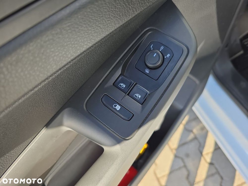 Ford Transit-connect - 23