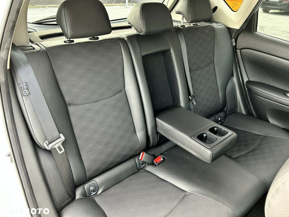 Nissan Pulsar 1.2 DIG-T Tekna - 33