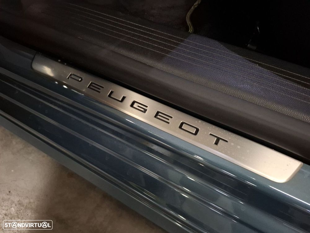Peugeot 308 SW 1.2 Hybrid GT e-DCS6 - 25
