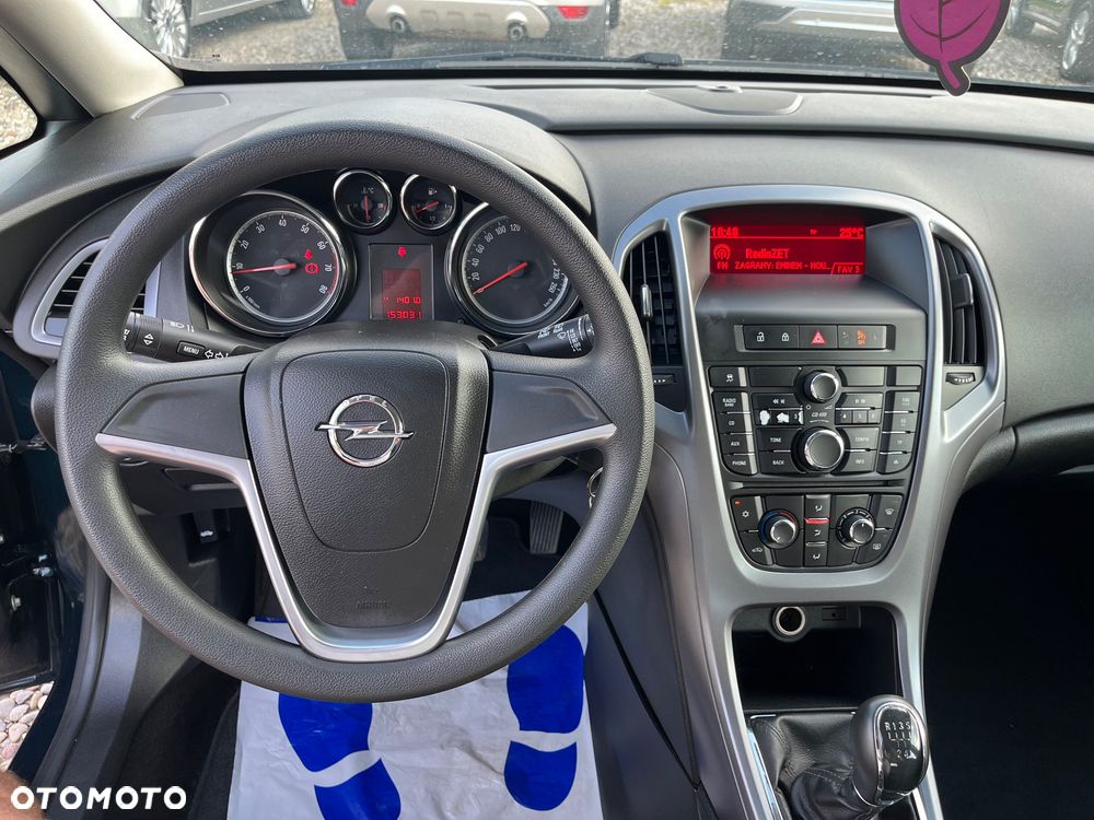 Opel Astra 1.6 Color Edition - 11