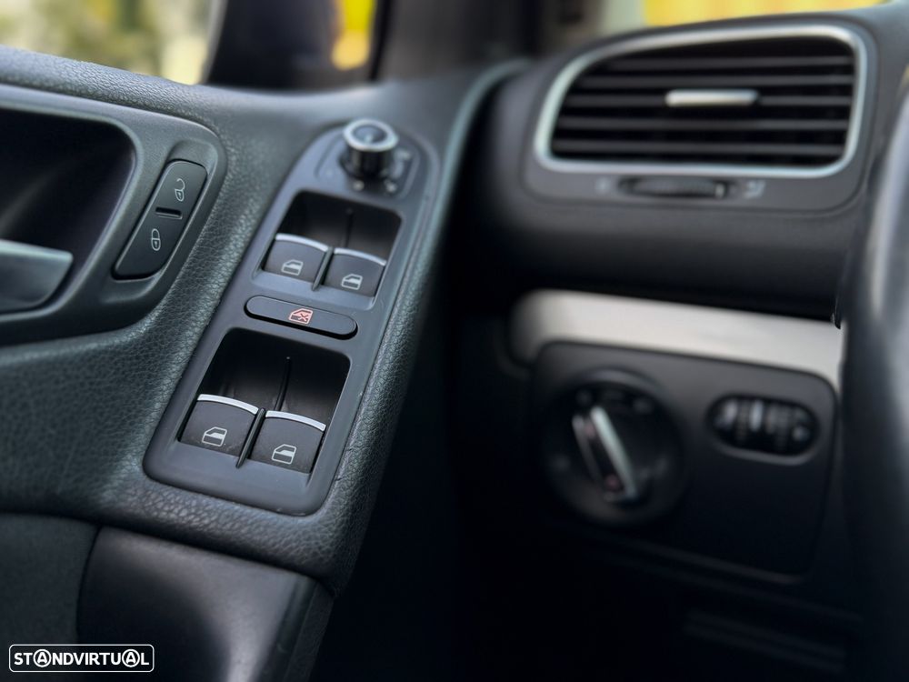 VW Golf 1.6 TDi Edition - 6