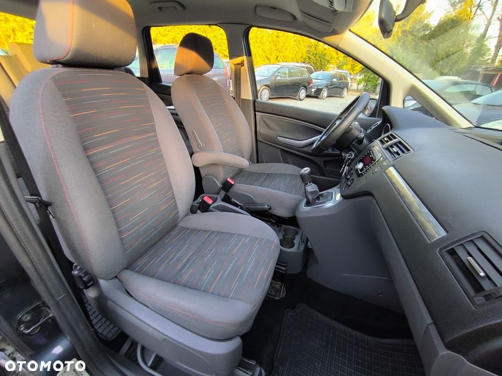 Ford Focus C-Max - 4