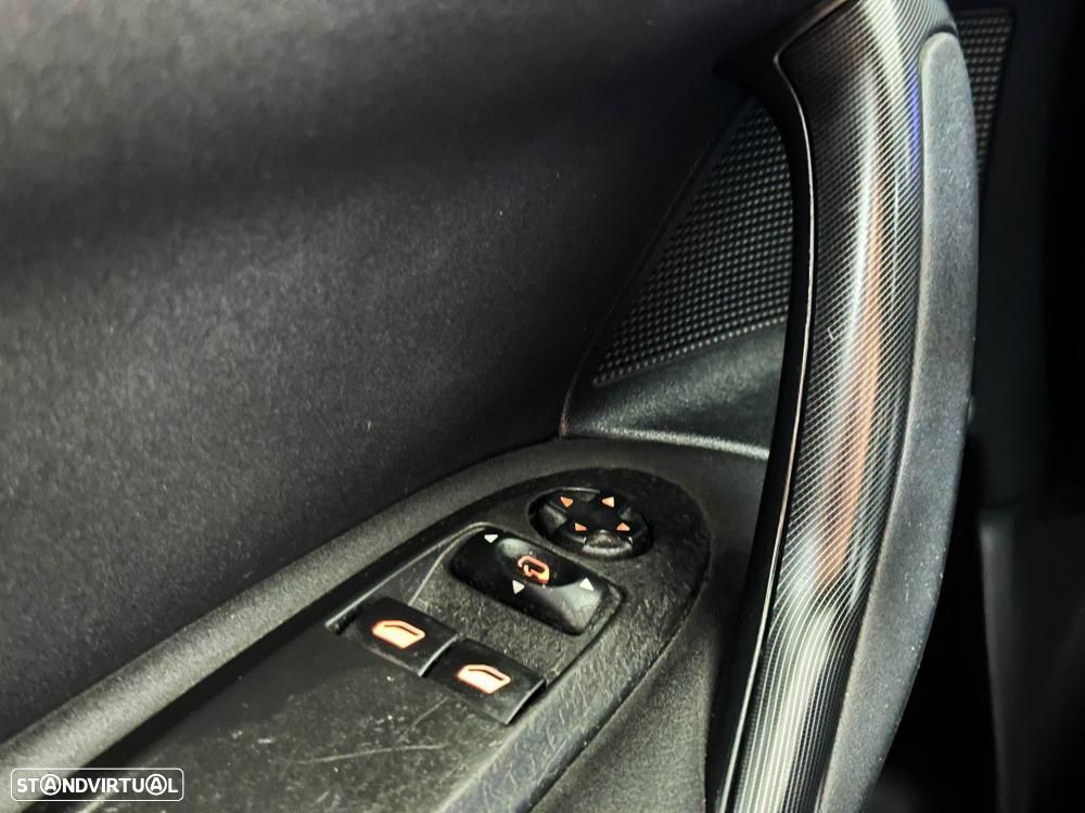 Citroën DS4 1.6 BlueHDi So Chic EAT6 J18 - 44