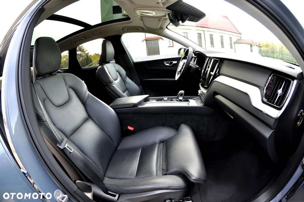 Volvo XC 60 B4 D Geartronic RDesign - 24