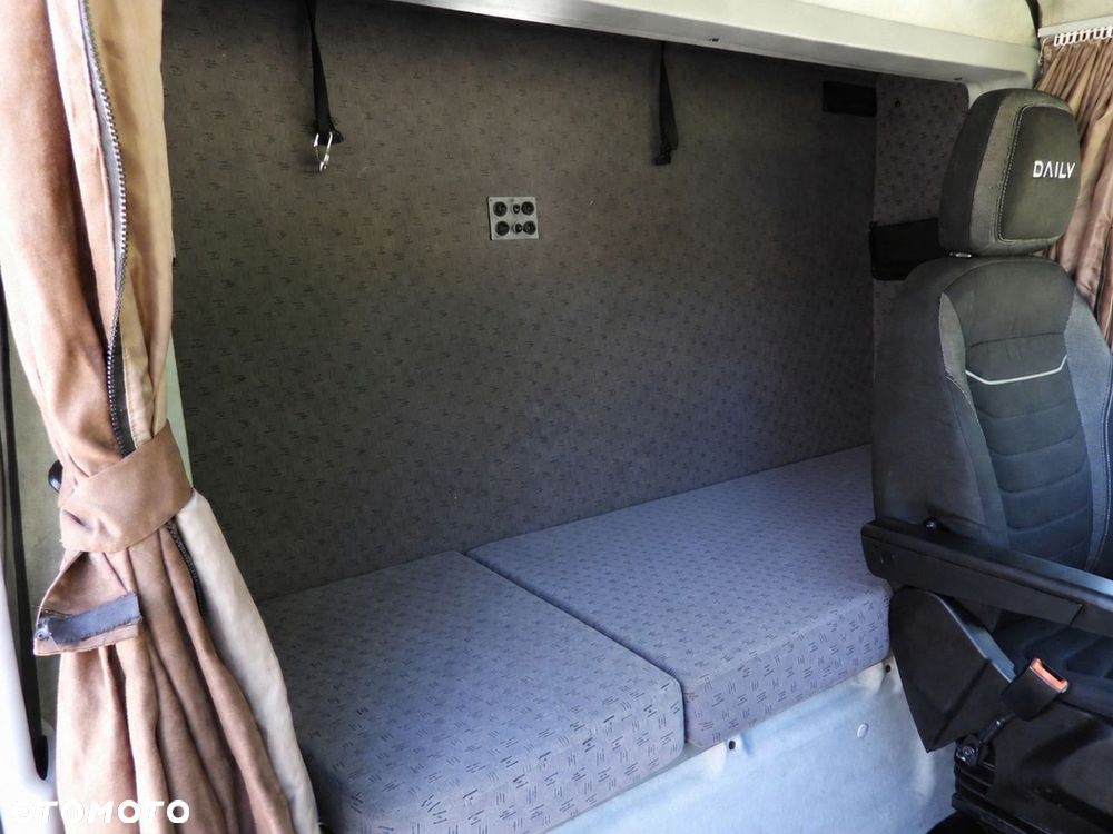 Iveco DAILY 35S18 PLANDEKA 8 PALET WEBASTO TEMPOMAT NAWIGACJA LEDY AUTOMAT HI-MATIC KLIMATYZACJA  180KM - 38