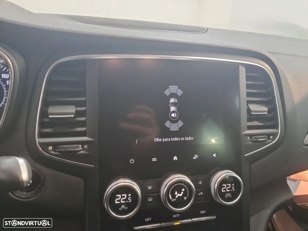 Renault Mégane 1.5 Blue dCi Limited - 7