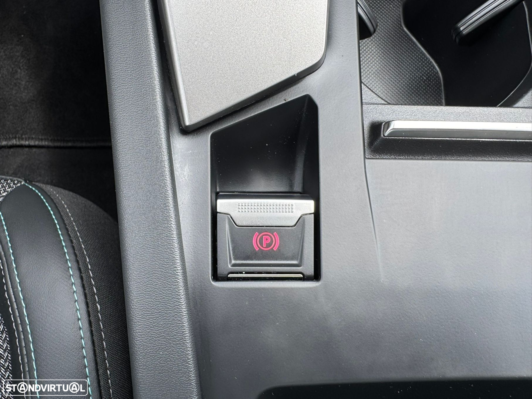 Peugeot 308 SW 1.2 PureTech Allure Pack EAT8 - 22