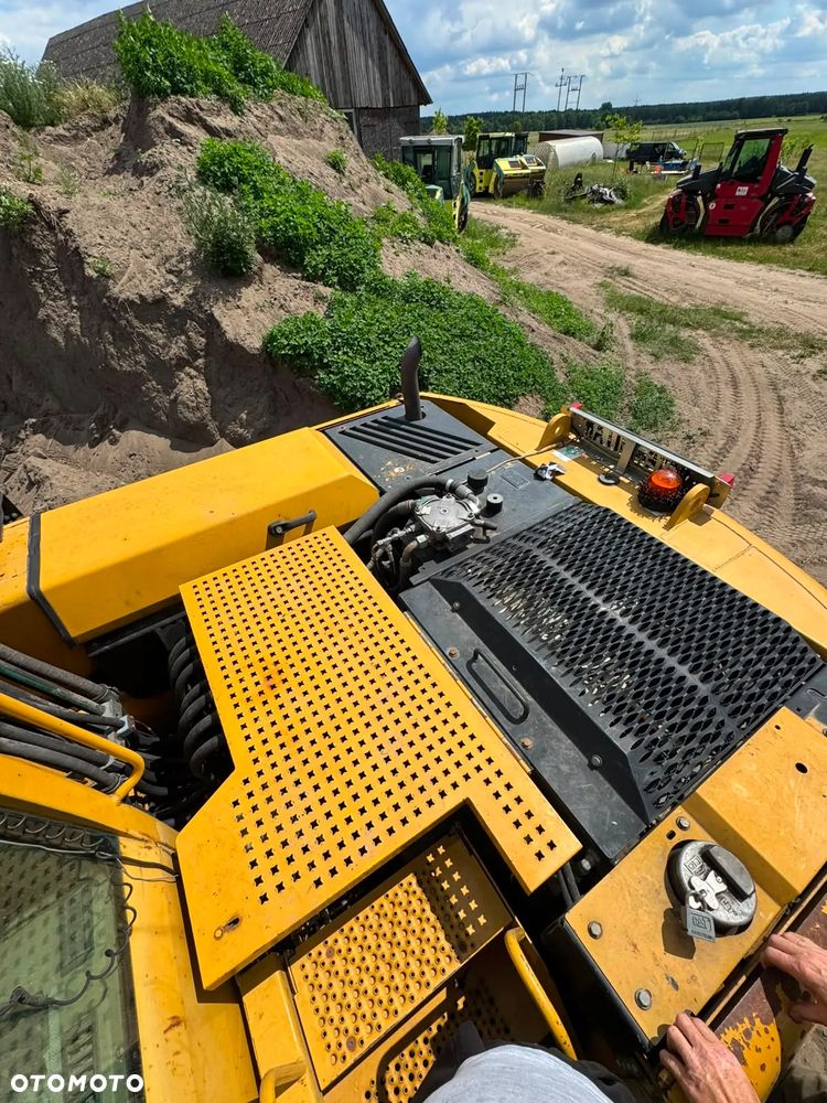 Caterpillar M316C - 8