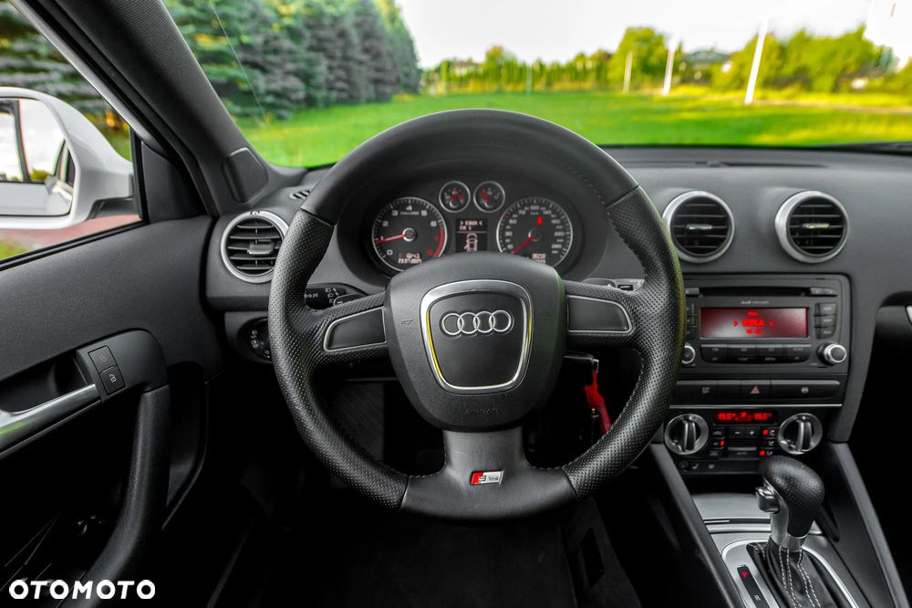Audi A3 Sportback 2.0 TFSI quattro S tronic S line Sportpaket - 25
