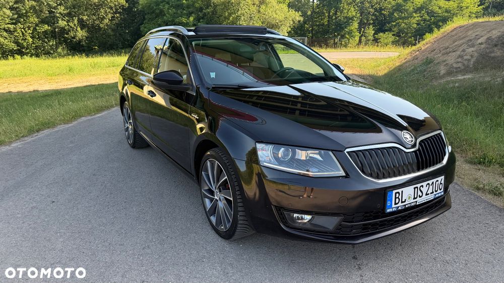 Skoda Octavia 2.0 TDI DSG Clever - 39