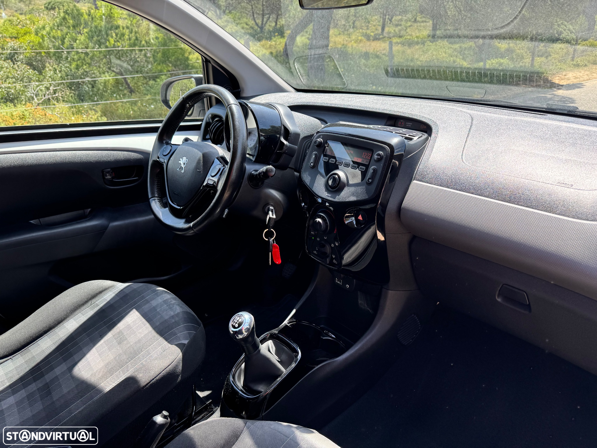 Peugeot 108 Top! 1.0 VTi Style - 11