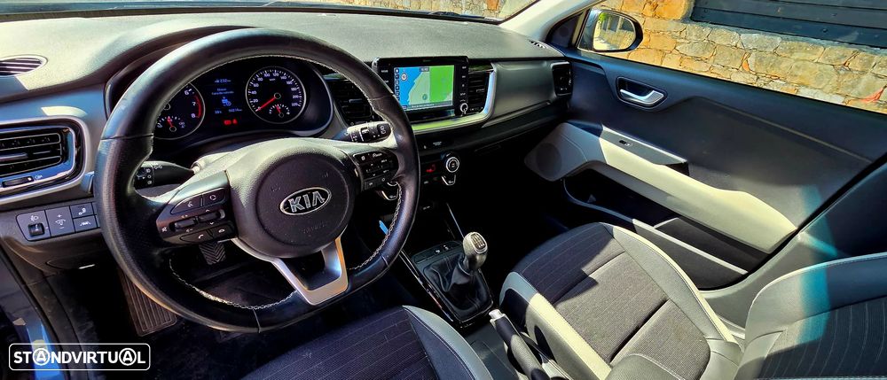 Kia Stonic 1.0 T-GDI Tech - 12