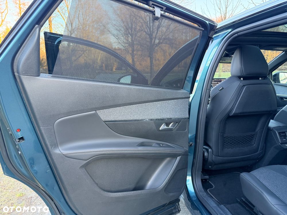 Peugeot 5008 1.6 PureTech GT Line S&S EAT8 - 26