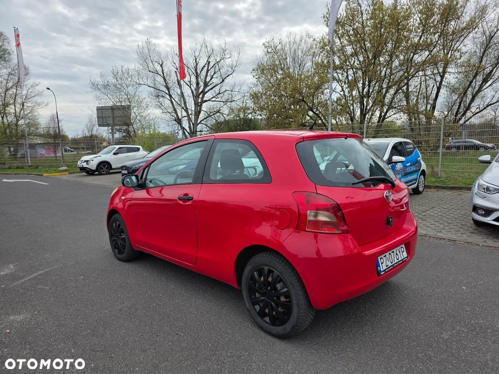 Toyota Yaris 1.0 Luna A/C - 6