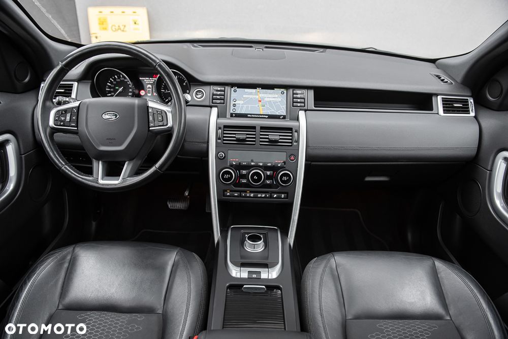 Land Rover Discovery Sport - 27