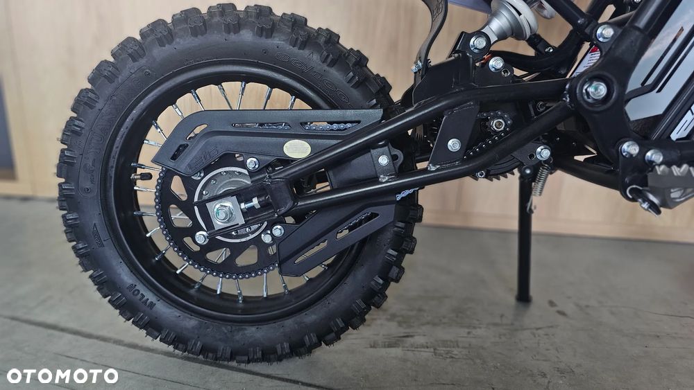 MRF Inny - 12