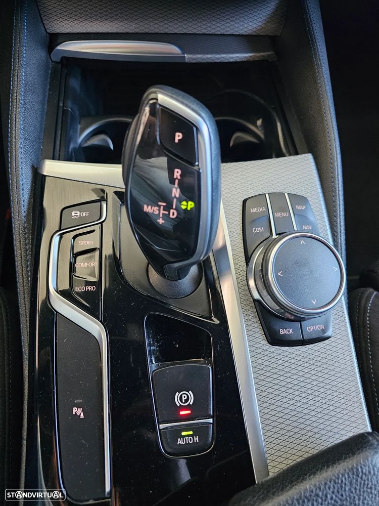 BMW 520 d Pack M Auto - 27