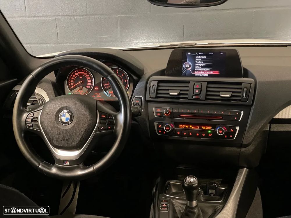 BMW 118 d Pack M - 10