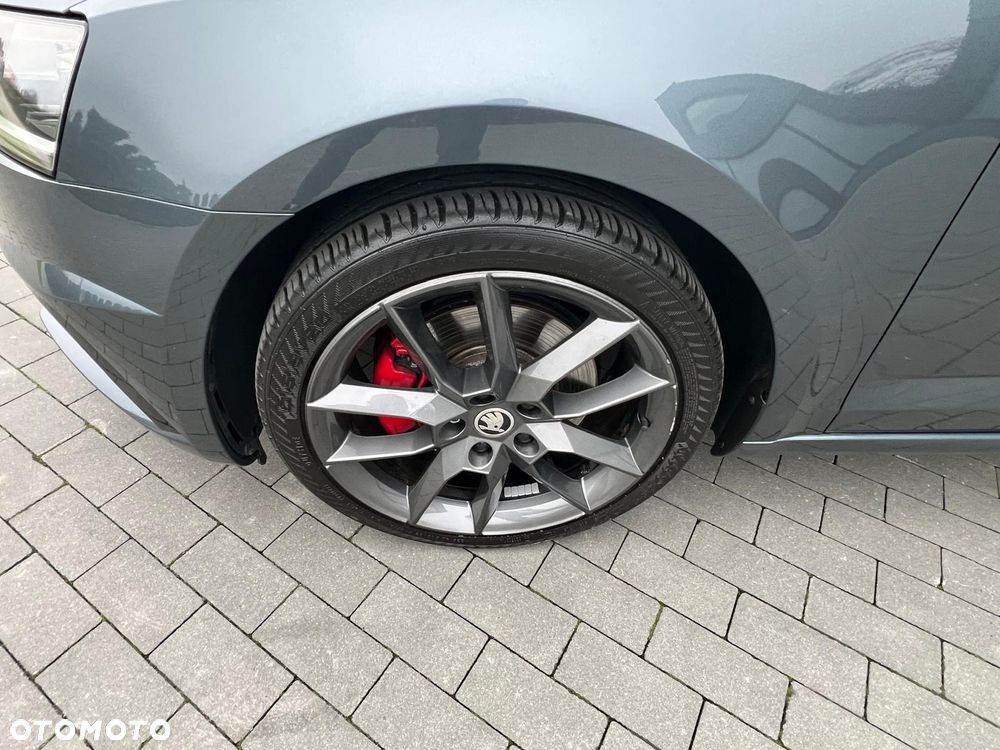 Skoda Octavia 2.0 TDI (Green tec) 4x4 DSG RS - 10