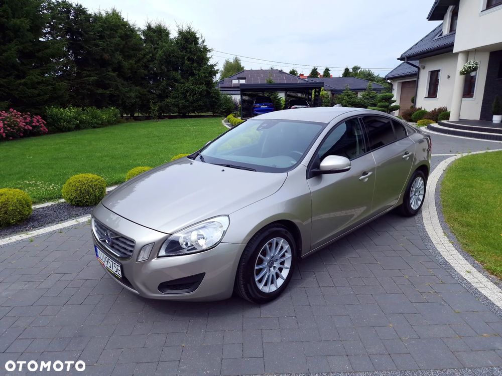 Volvo S60 D2 Kinetic - 1