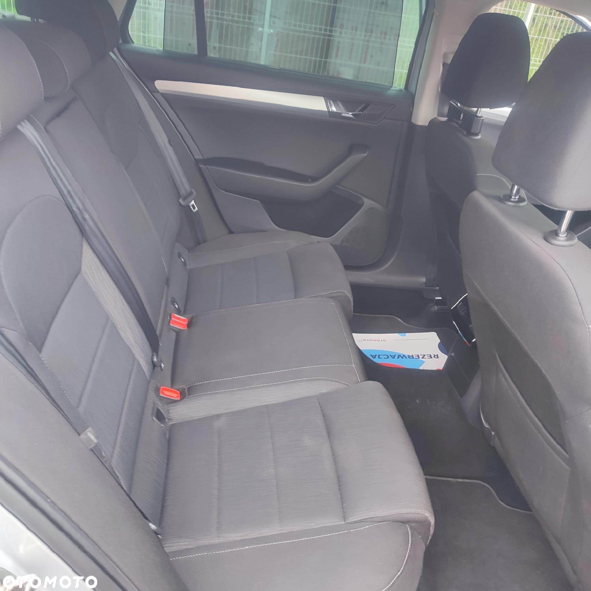 Skoda Superb 2.0 TDI 4x4 Active DSG - 8
