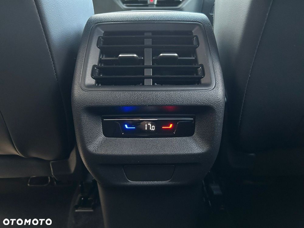 Volkswagen Tiguan - 27