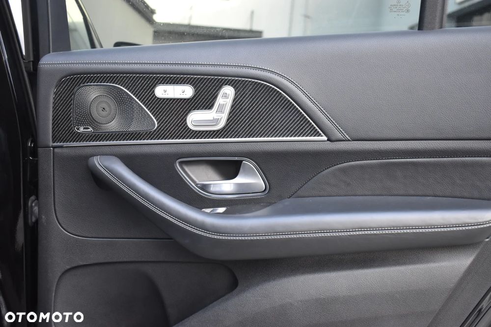 Mercedes-Benz GLS - 20