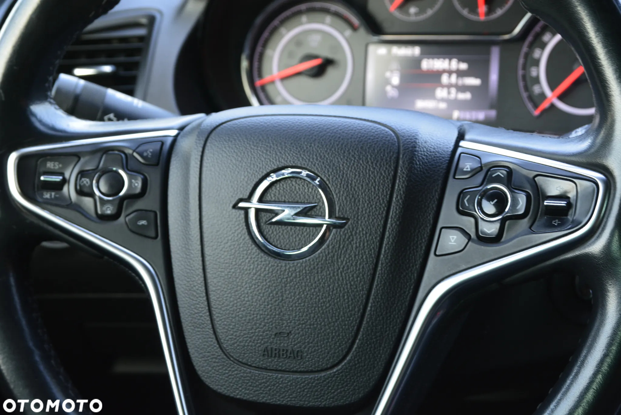 Opel Insignia 2.0 CDTI Cosmo - 26