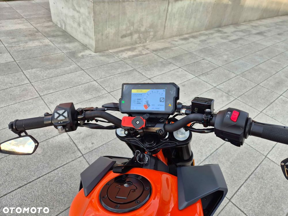 KTM Duke - 16
