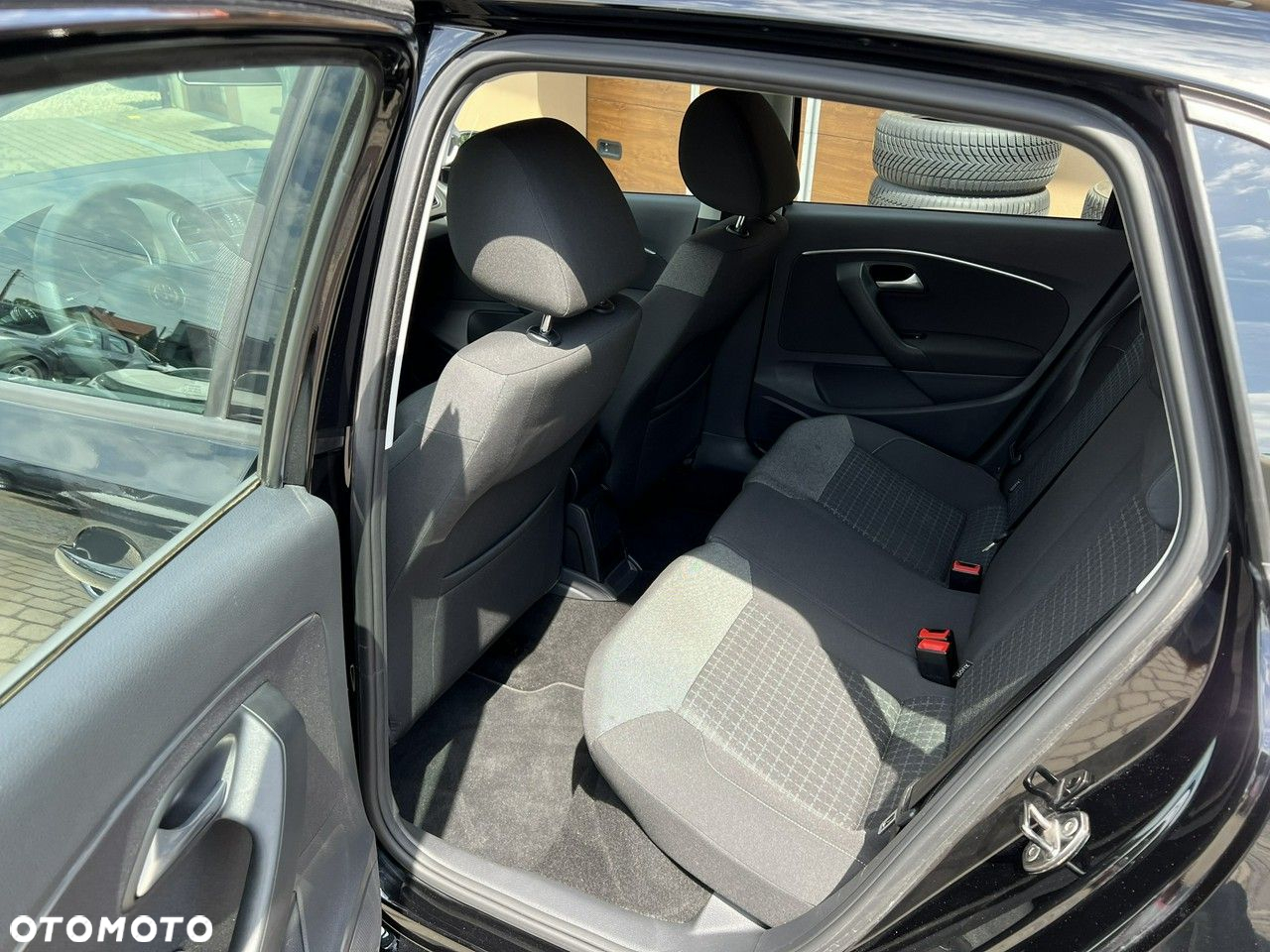 Volkswagen Polo - 18