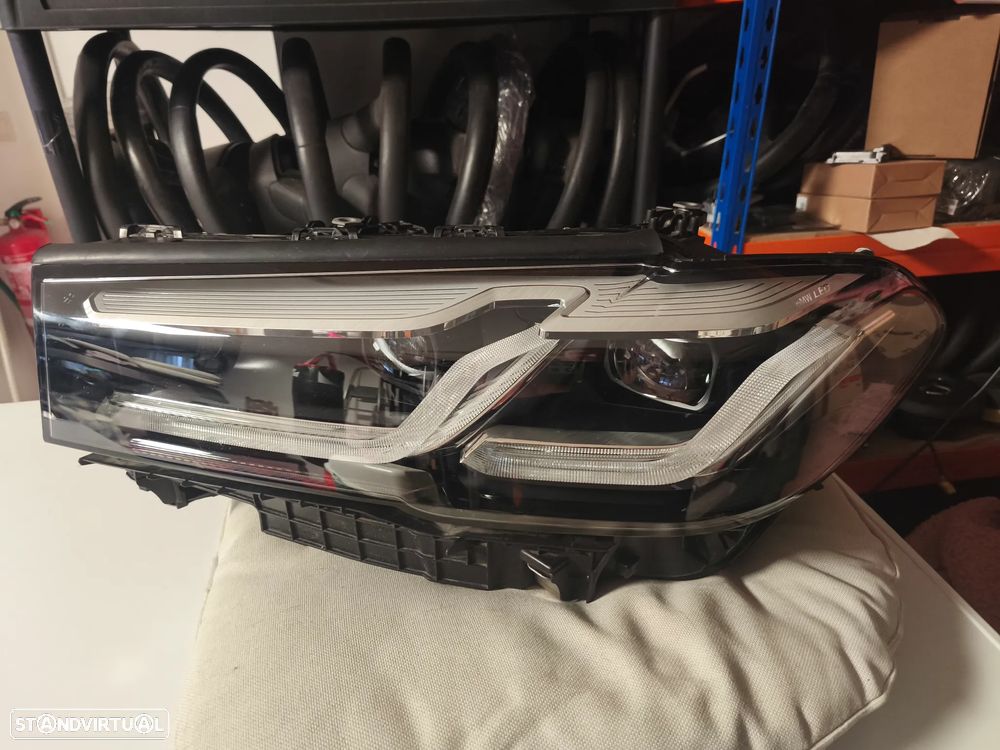Farol esquerdo full Led Adaptativ BMW G30 G31 lci - 1