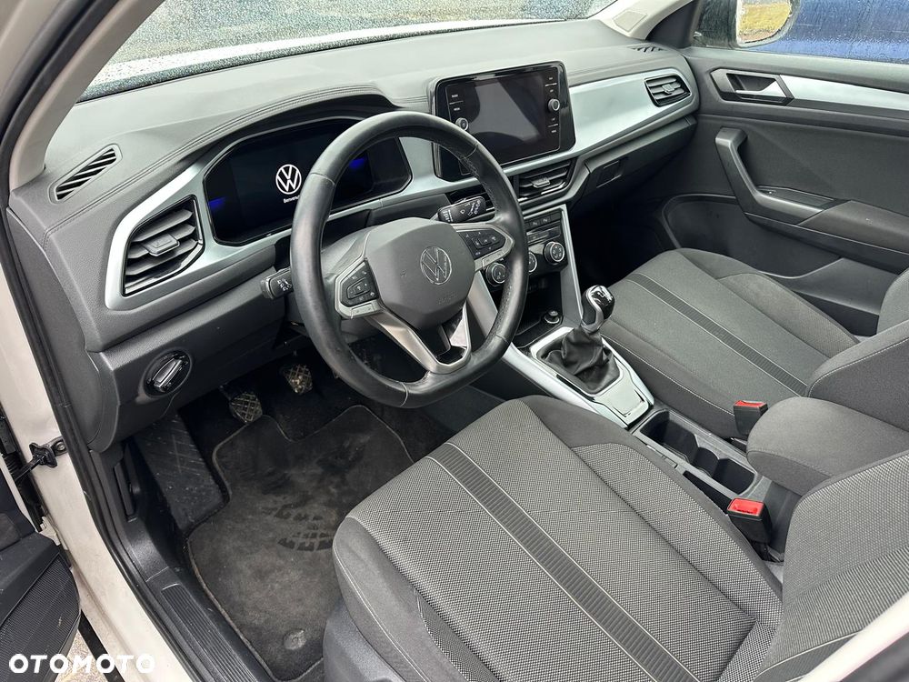 Volkswagen T-Roc - 7