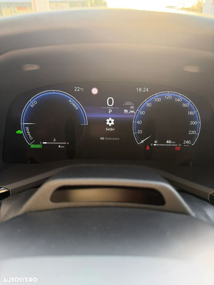 Toyota Camry 2.5 HEV Luxury - 14