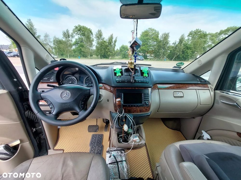 Mercedes-Benz Viano - 30
