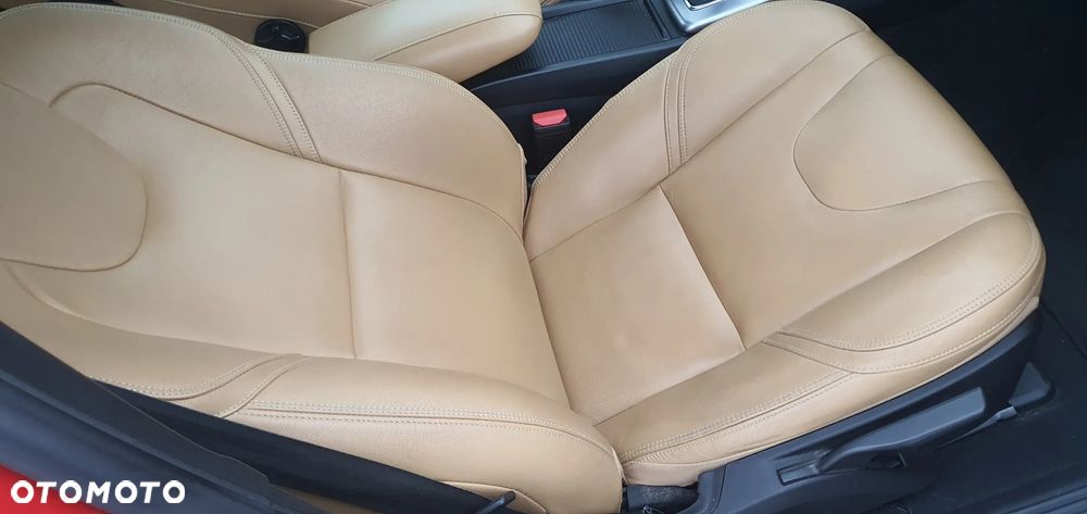 Volvo V40 D2 Inscription - 10