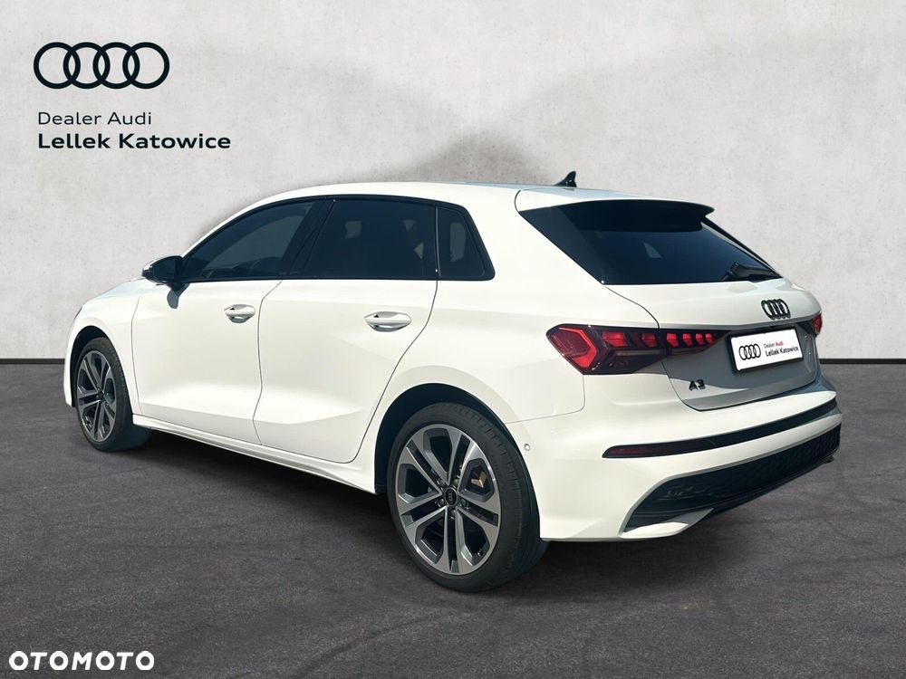 Audi A3 Sportback - 6
