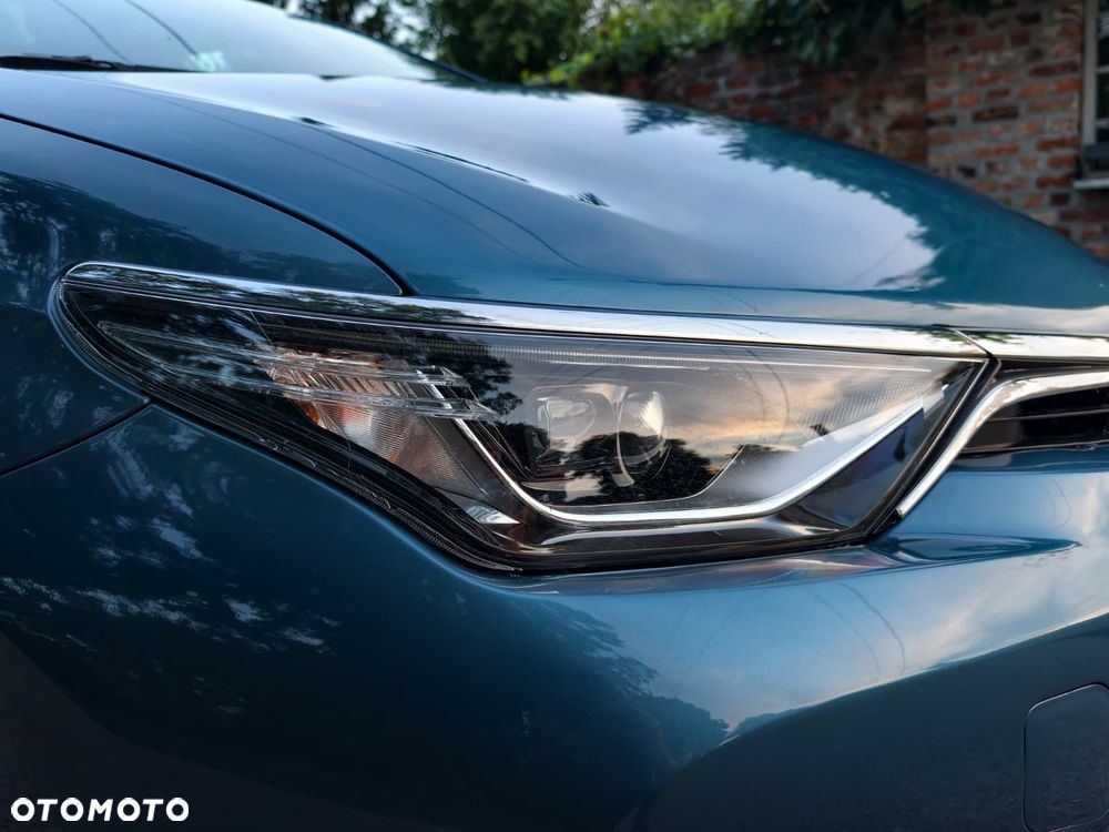 Toyota Auris 1.8 HSD Prestige - 3