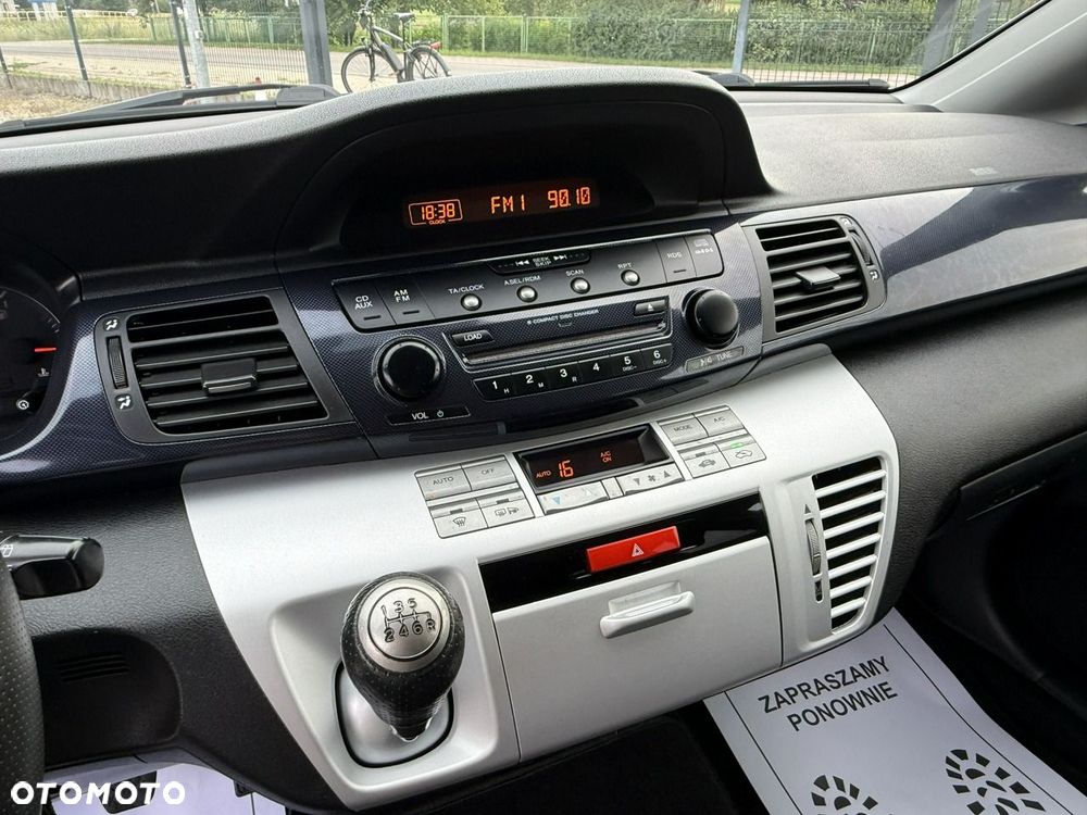 Honda FR-V - 22
