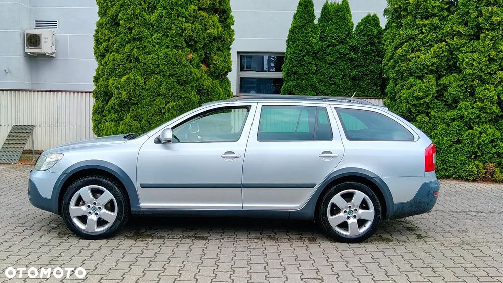 Skoda Octavia 2.0 TDI DPF 4x4 Elegance - 6
